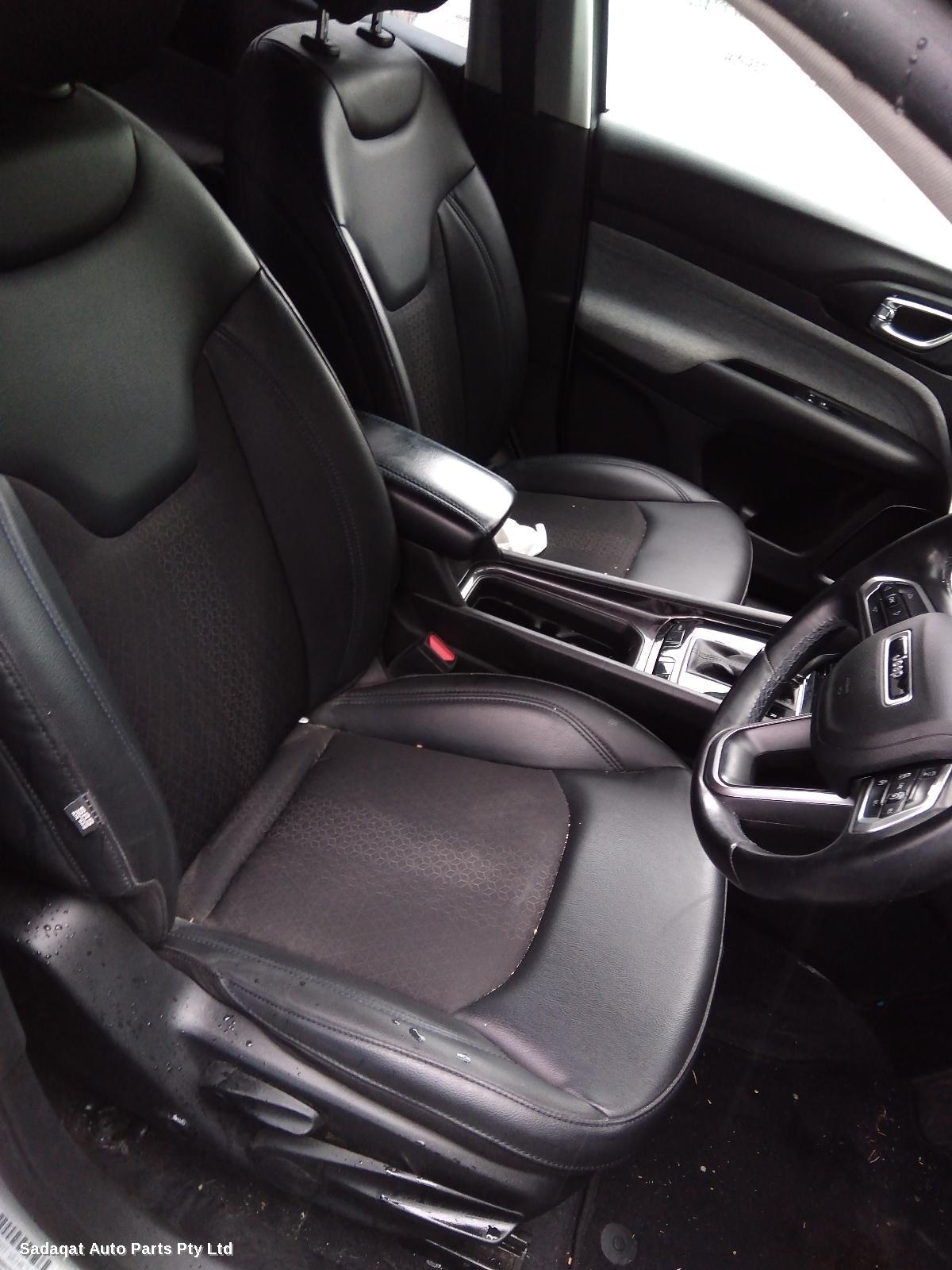 Jeep Compass Radio/cd/dvd/sat/tv