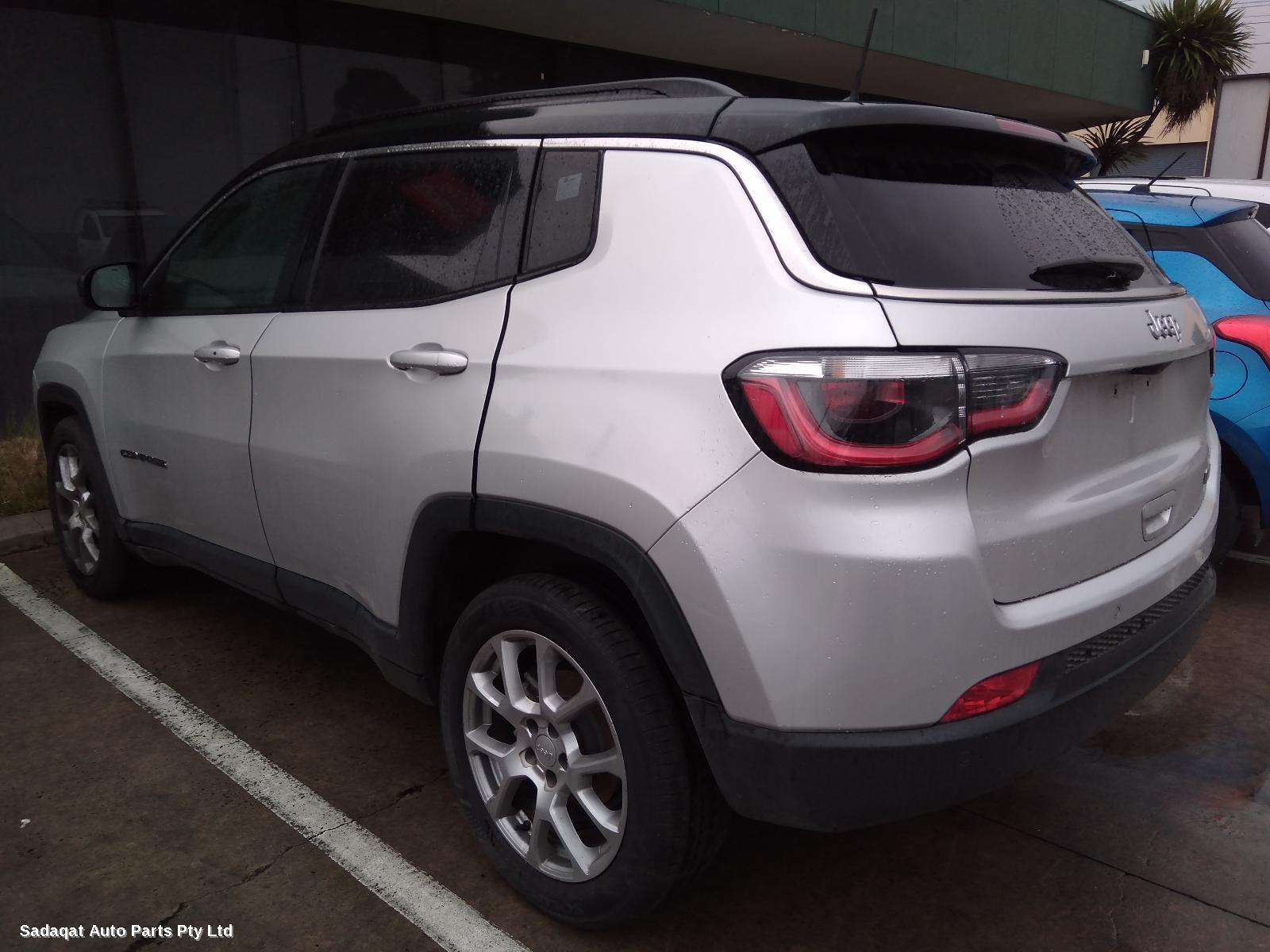 Jeep Compass Radio/cd/dvd/sat/tv