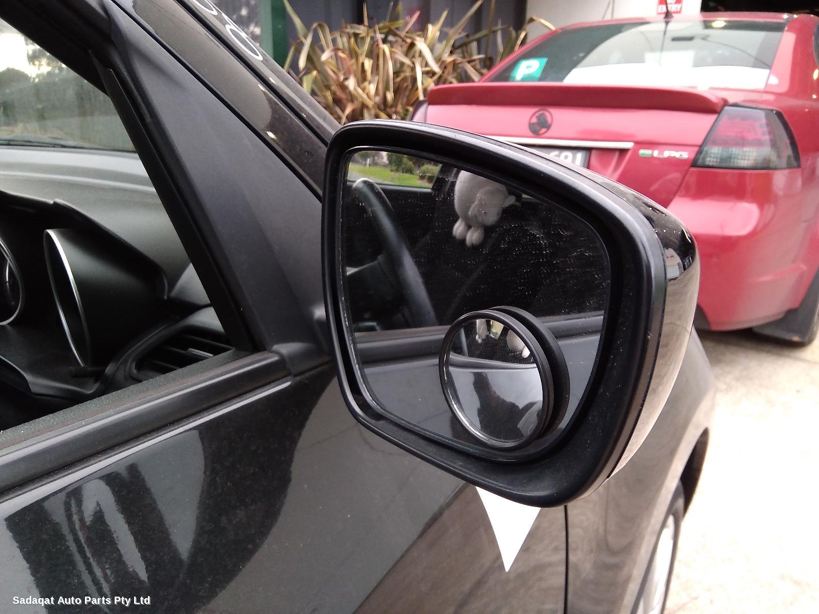 Suzuki Swift Right Door Mirror