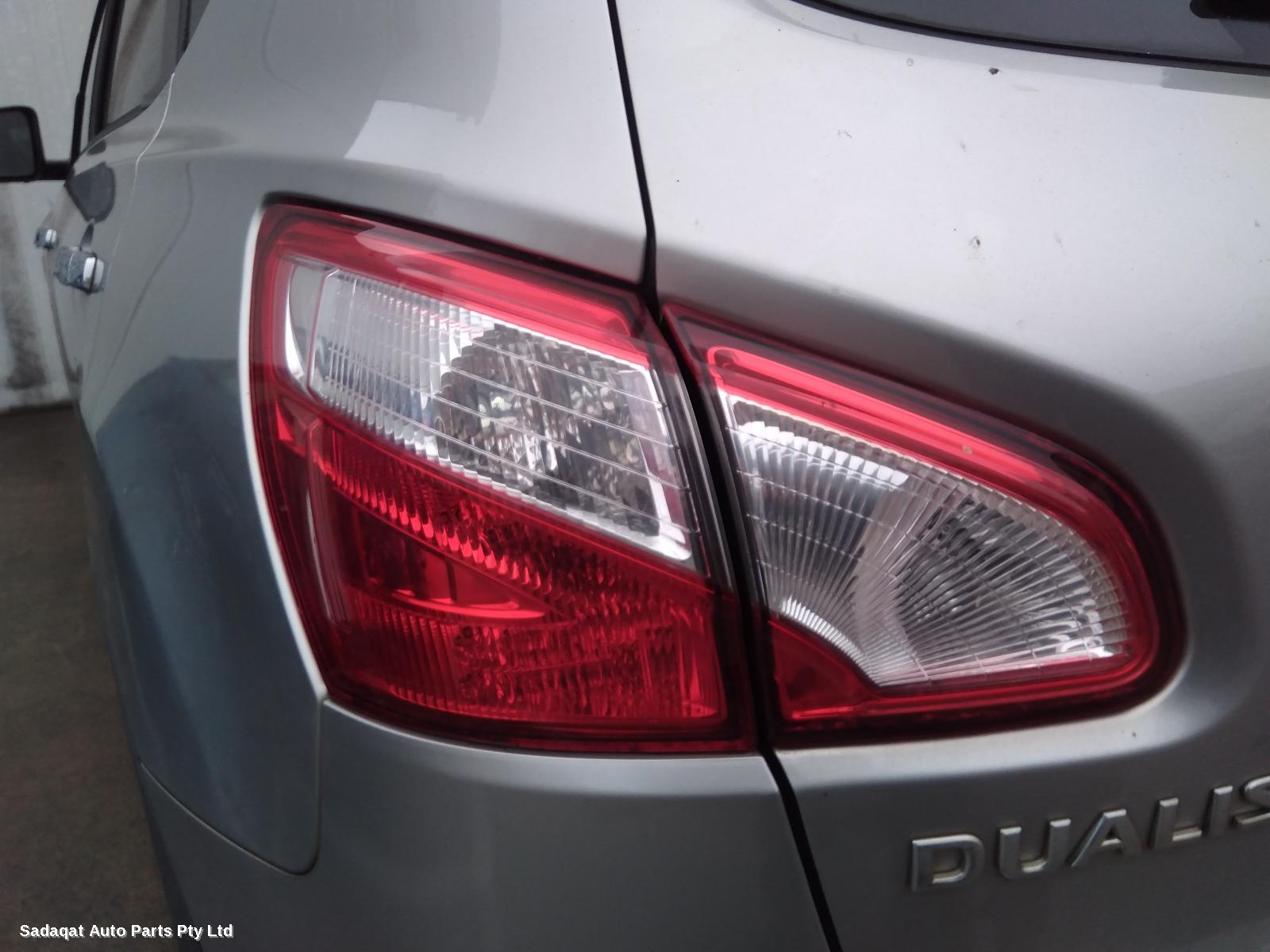 Nissan Dualis Front Seat