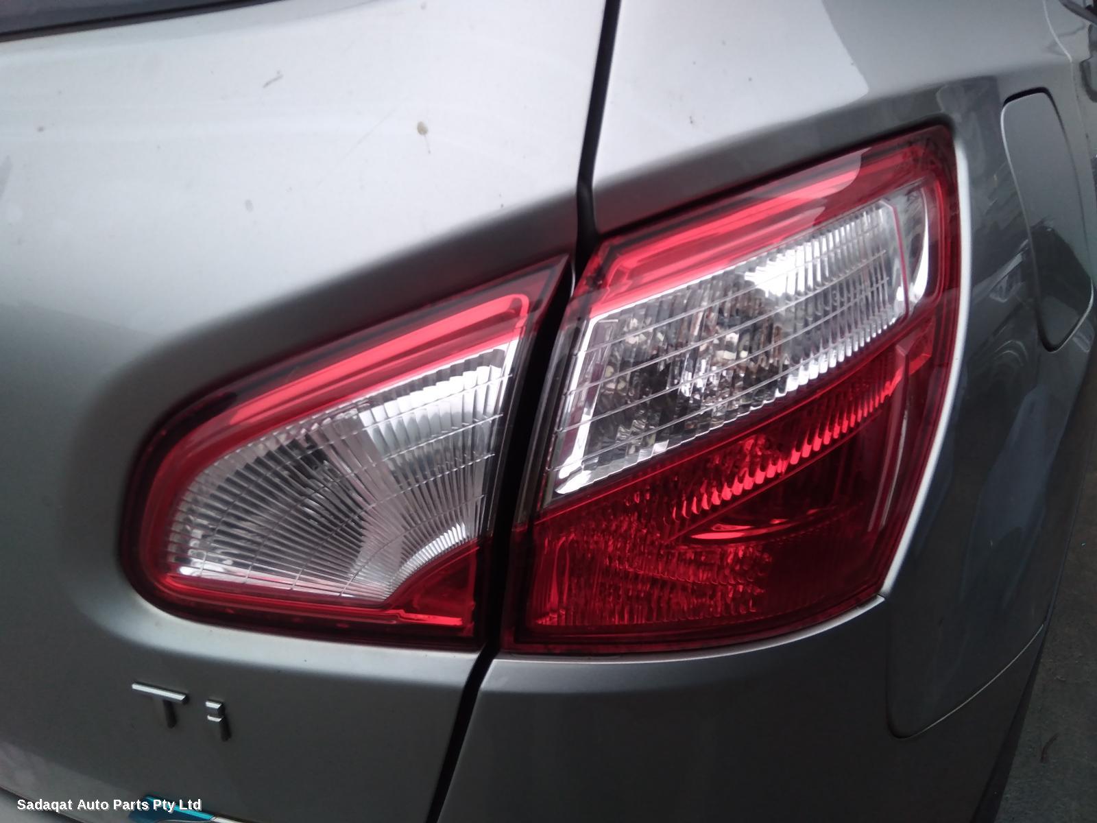 Nissan Dualis Front Seat