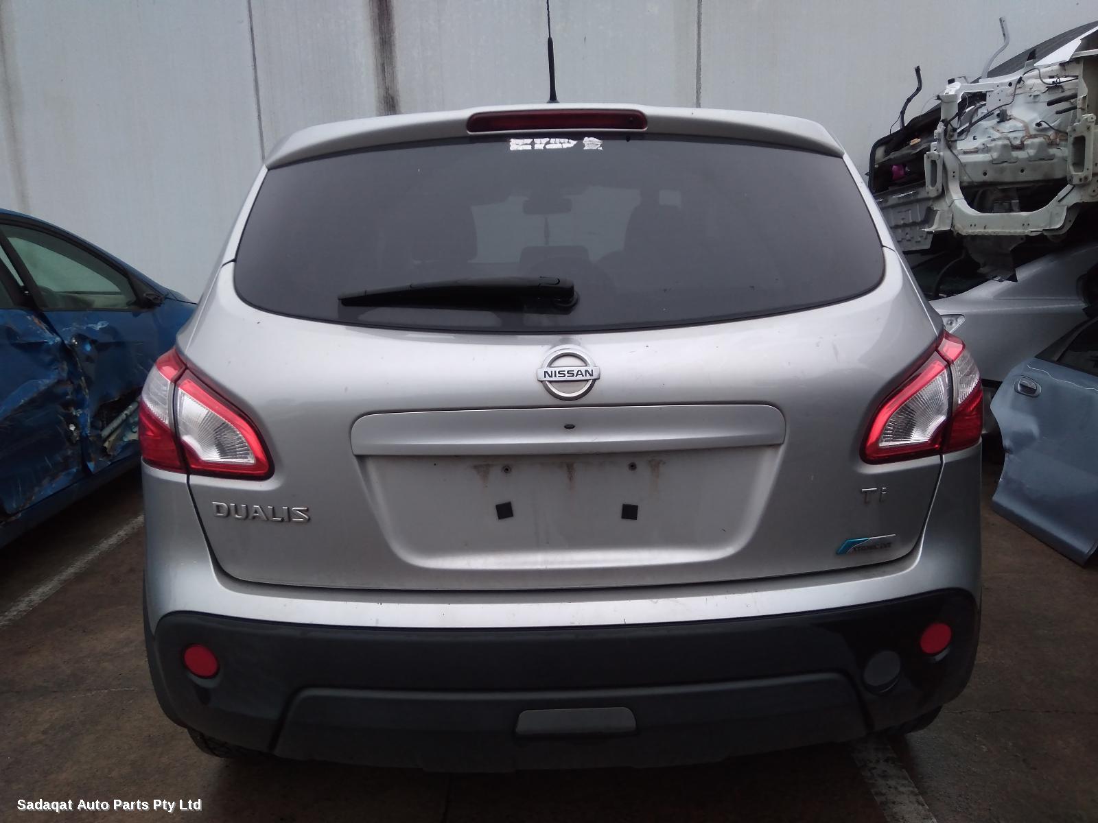 Nissan Dualis Front Seat