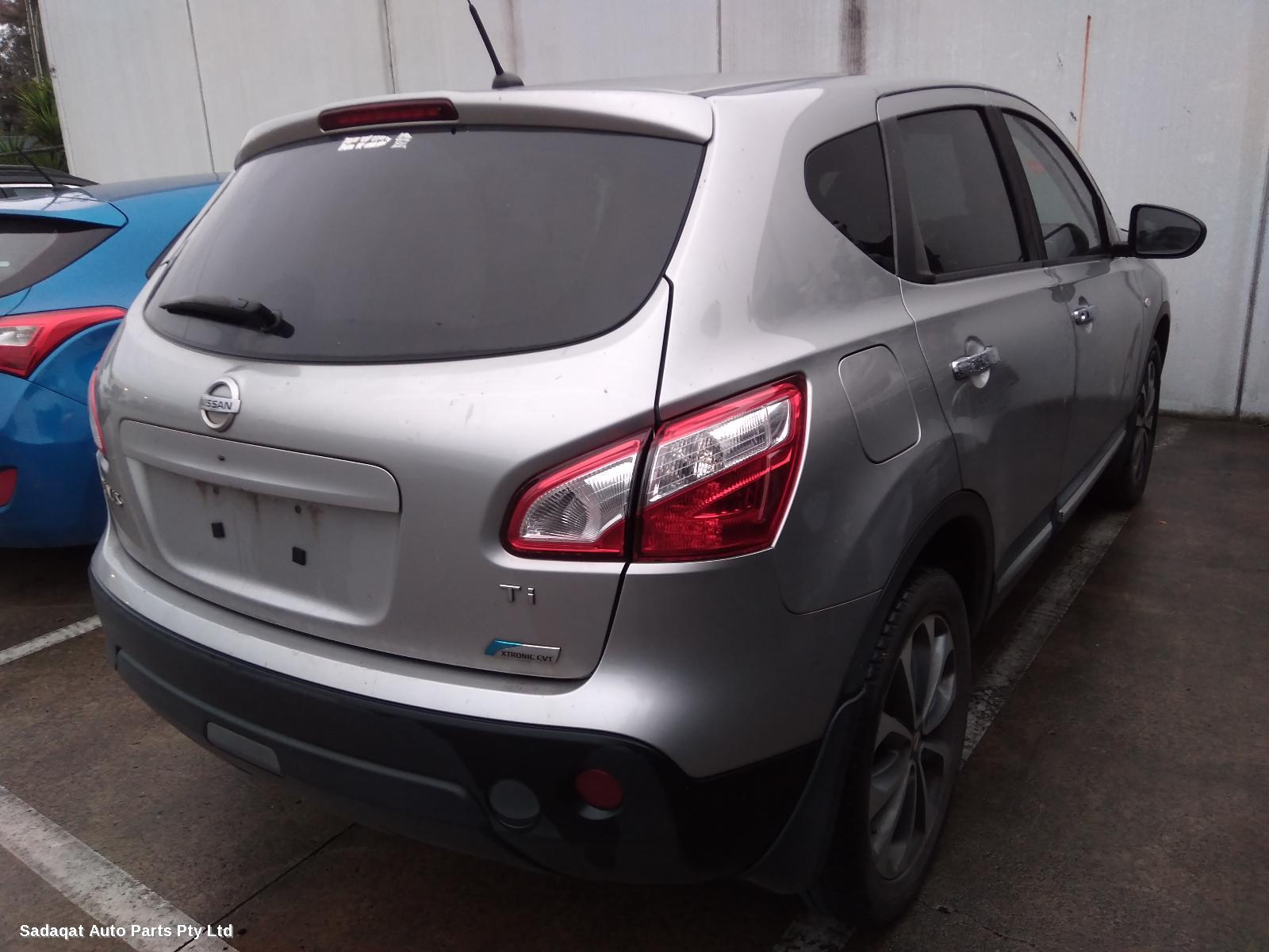 Nissan Dualis Front Seat