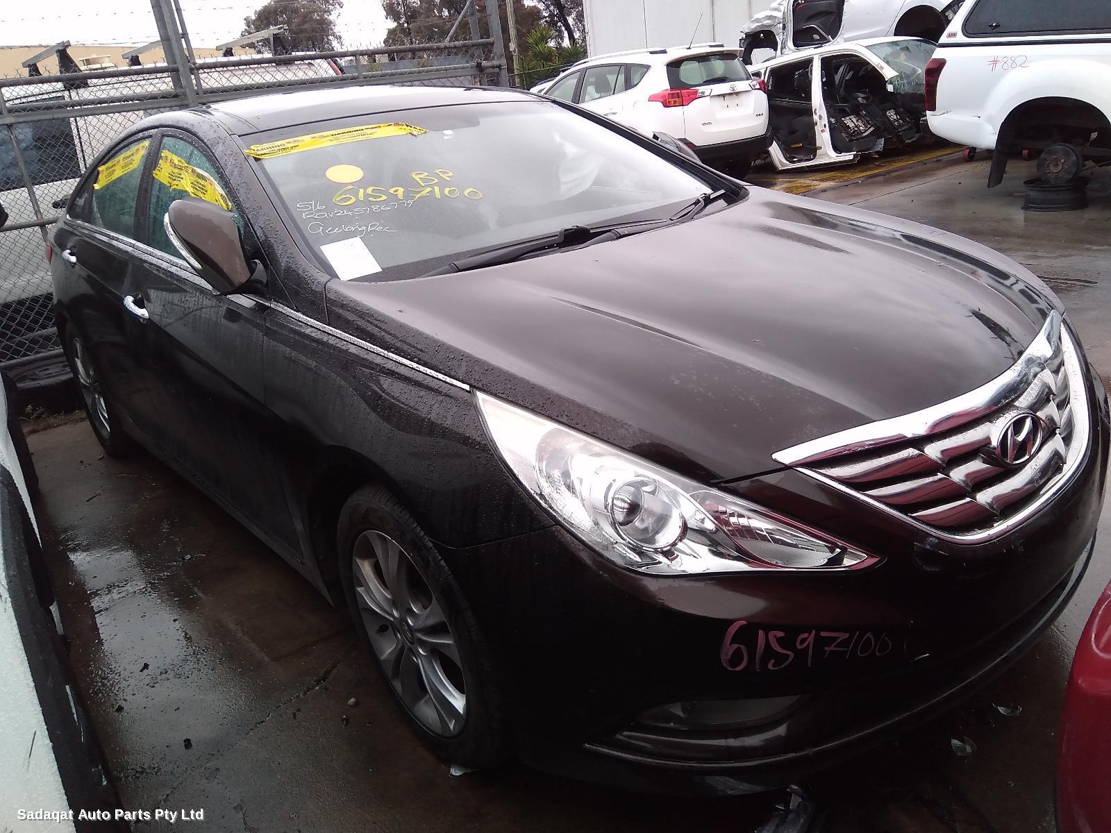 Hyundai I45 Bootlid/tailgate