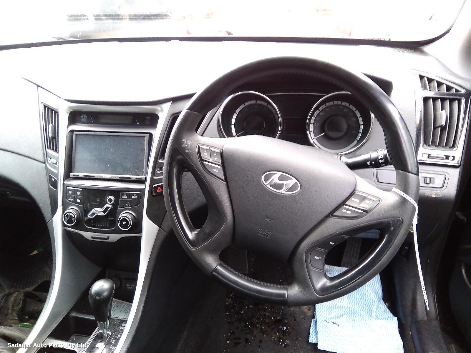 Hyundai I45 Bootlid/tailgate