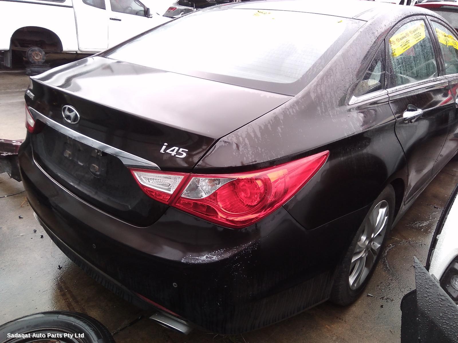 Hyundai I45 Bootlid/tailgate