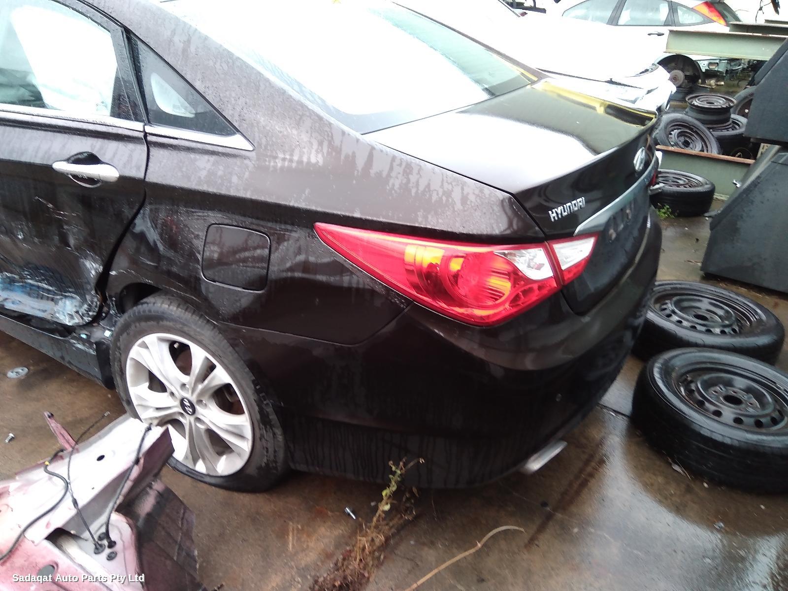 Hyundai I45 Bootlid/tailgate