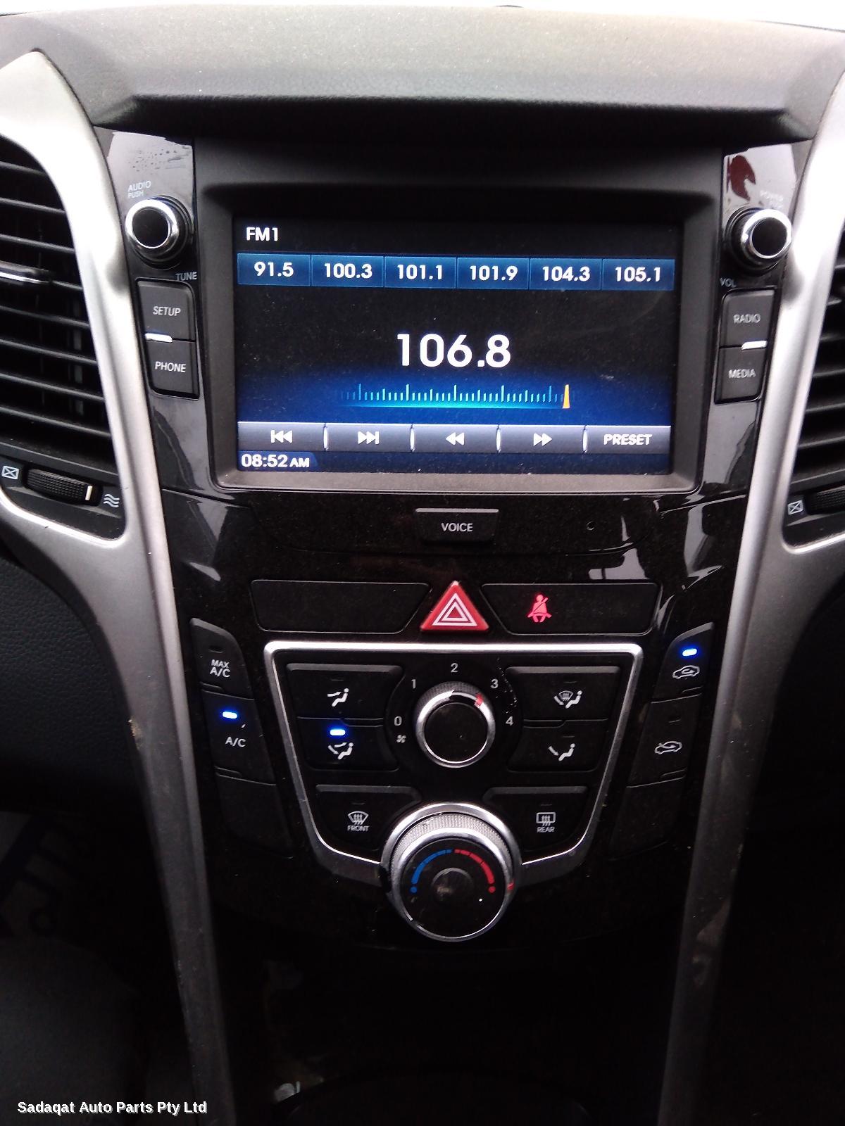 Hyundai I30 Left Door Mirror