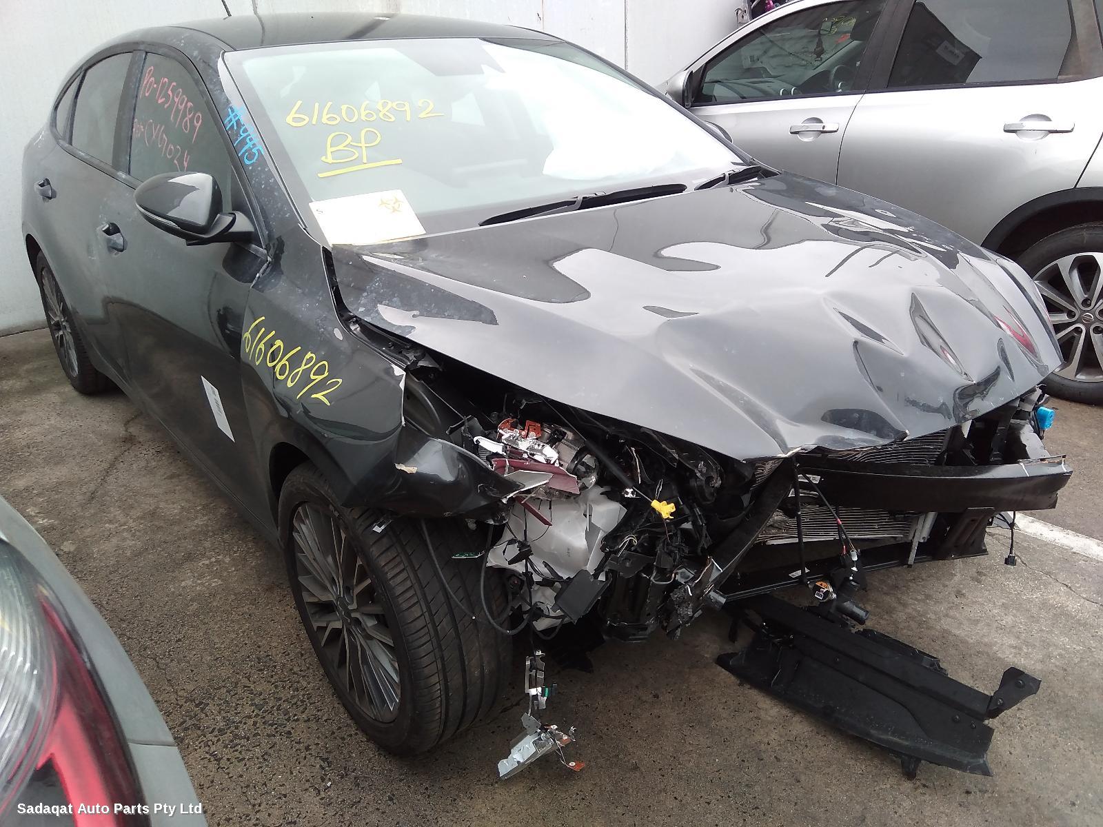 Kia Cerato Left Rear Hub Assembly