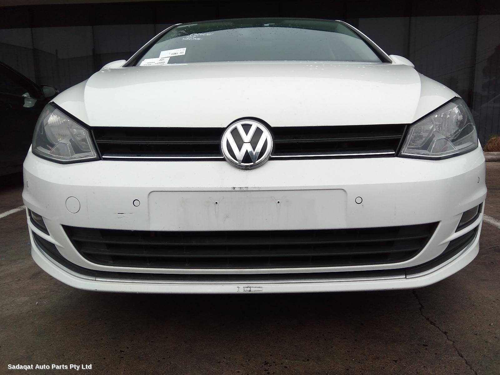 Volkswagen Golf Rear Garnish