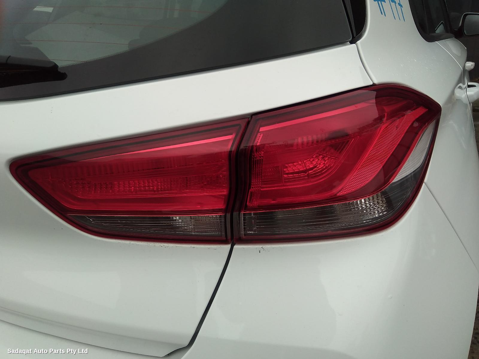 Hyundai I30 Right Indicator/fog/side