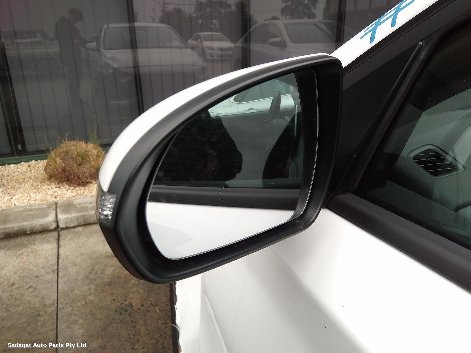 Hyundai I30 Right Indicator/fog/side