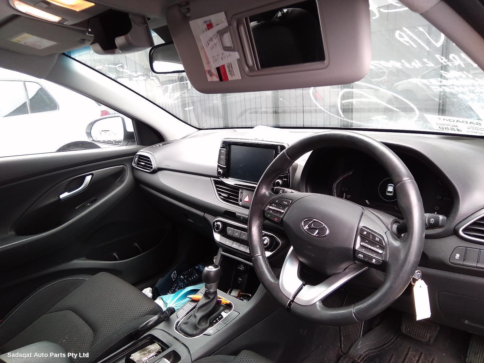 Hyundai I30 Right Indicator/fog/side