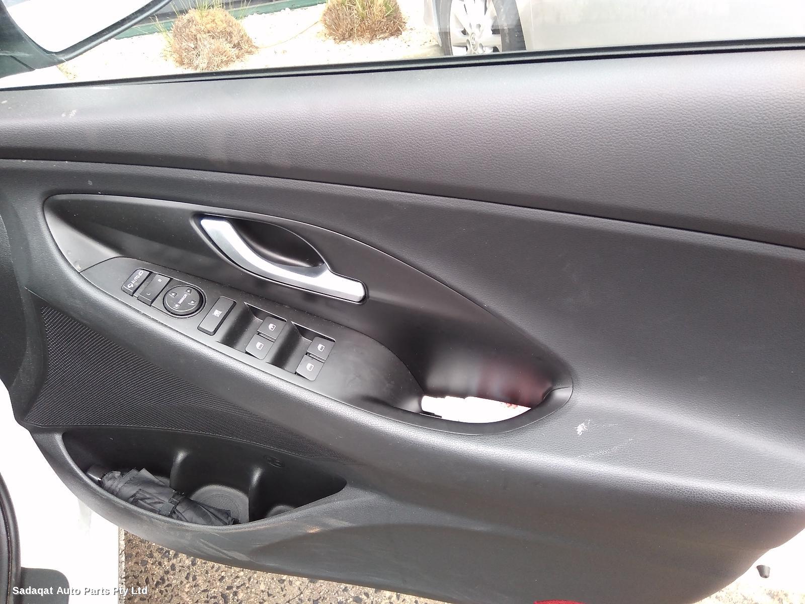 Hyundai I30 Right Indicator/fog/side