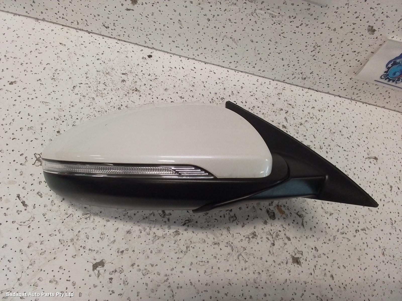 Kia Cerato Right Door Mirror