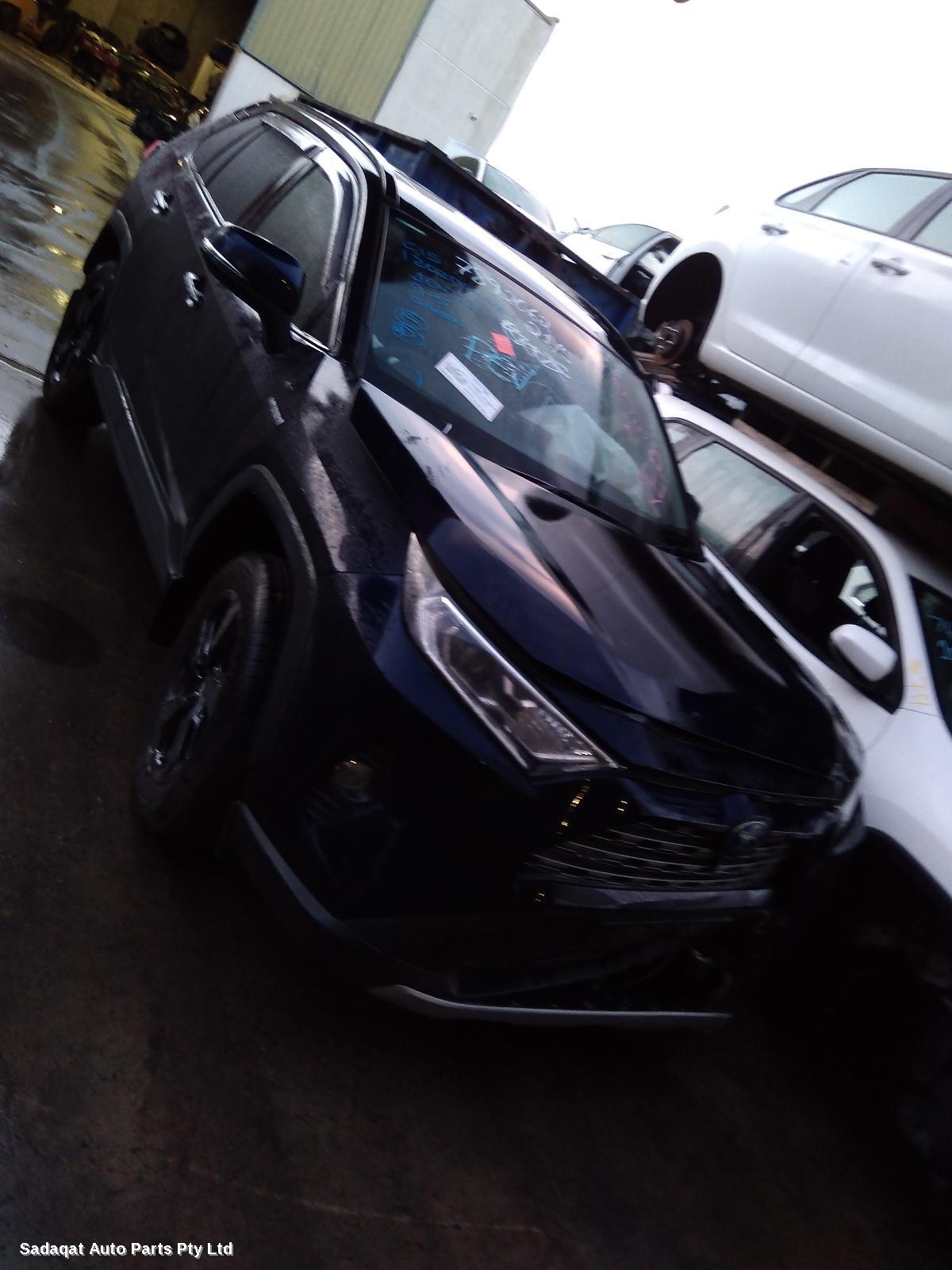 Toyota Rav4 Left Rear Door Window