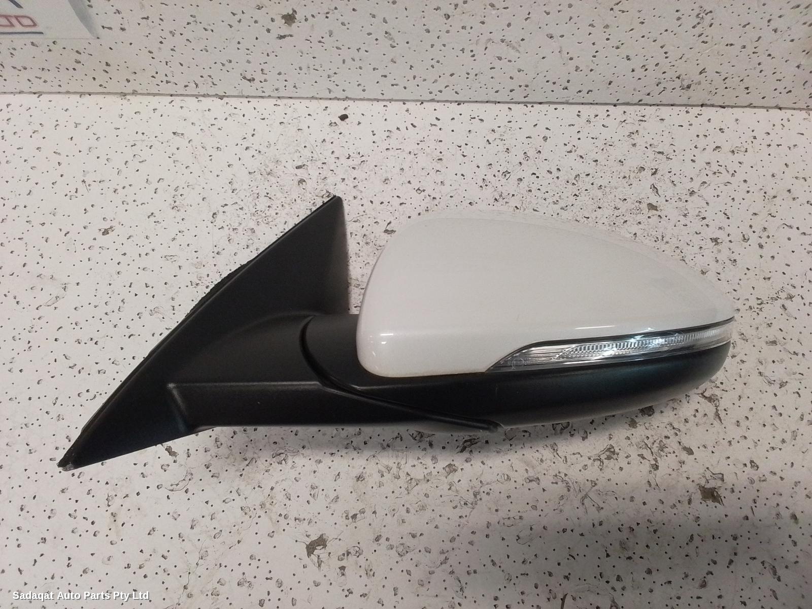 Kia Cerato Left Door Mirror