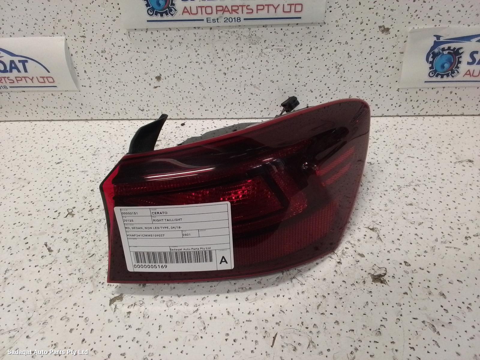 Kia Cerato Right Taillight