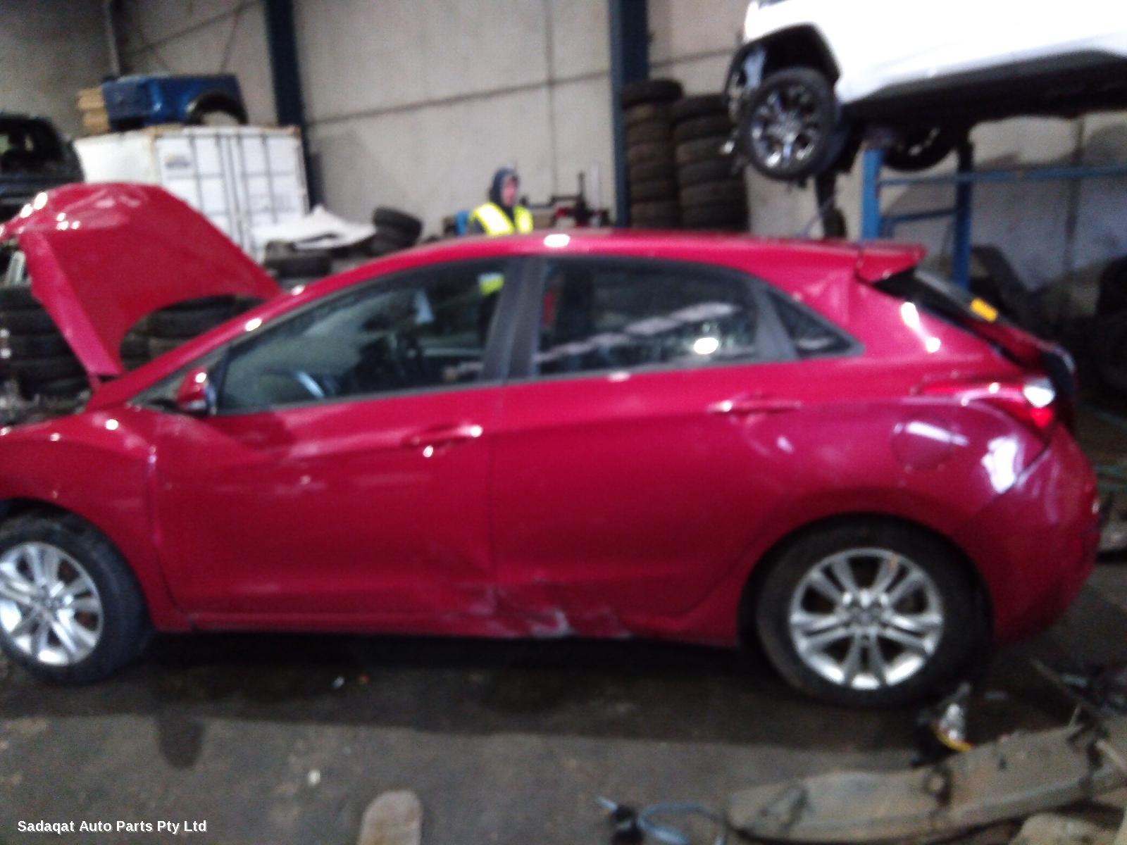 Hyundai I30 Left Door Mirror