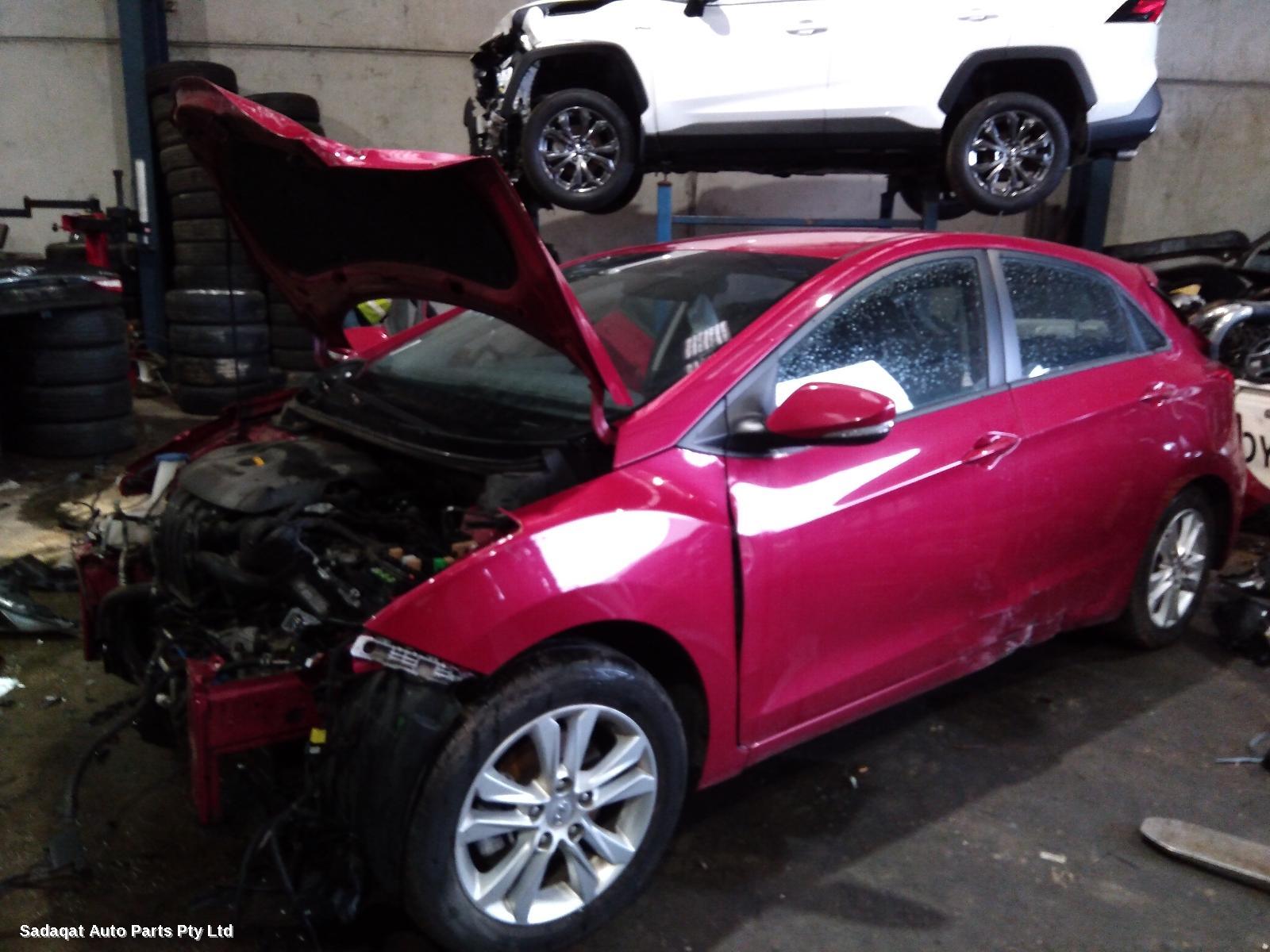 Hyundai I30 Left Door Mirror