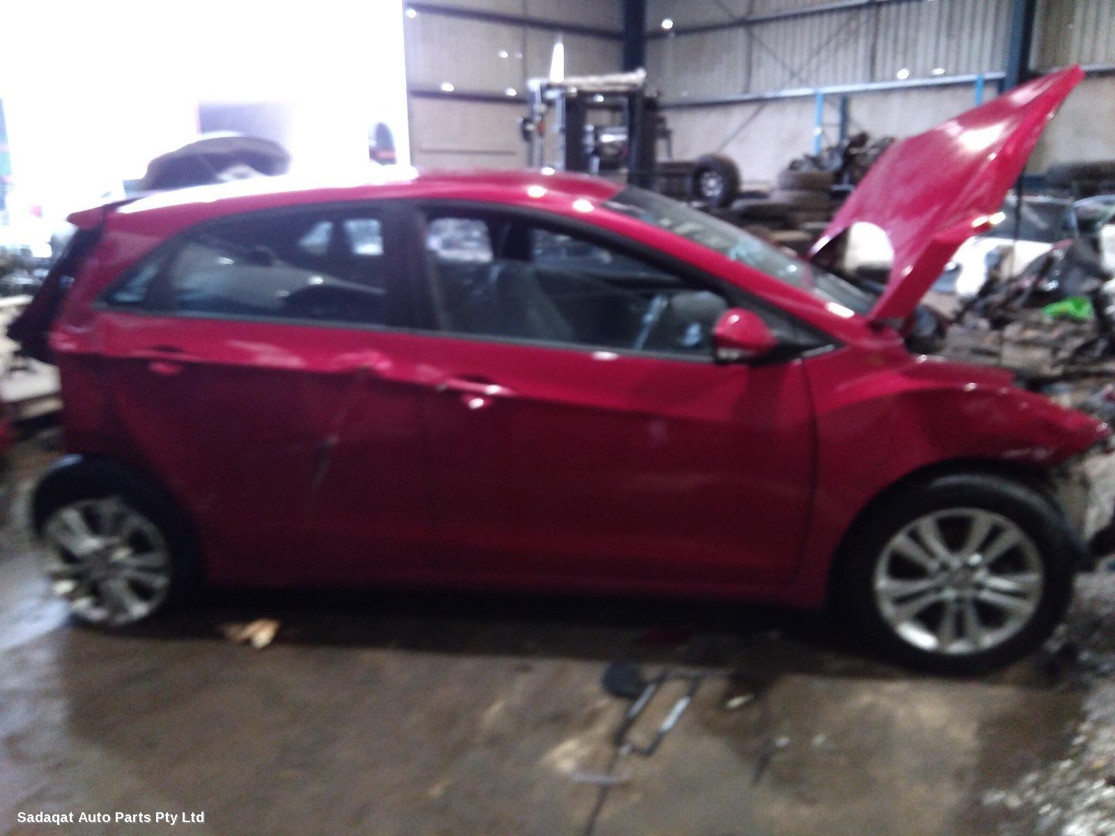 Hyundai I30 Left Door Mirror