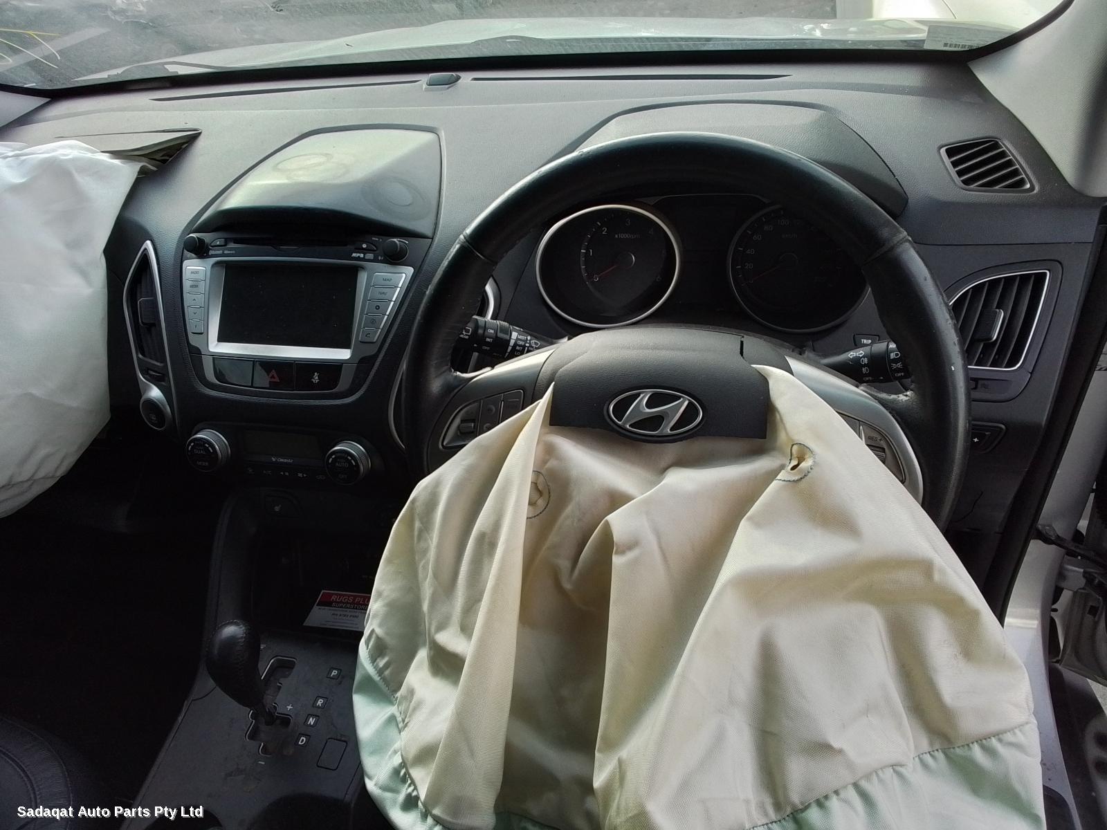 Hyundai Ix35 Left Taillight