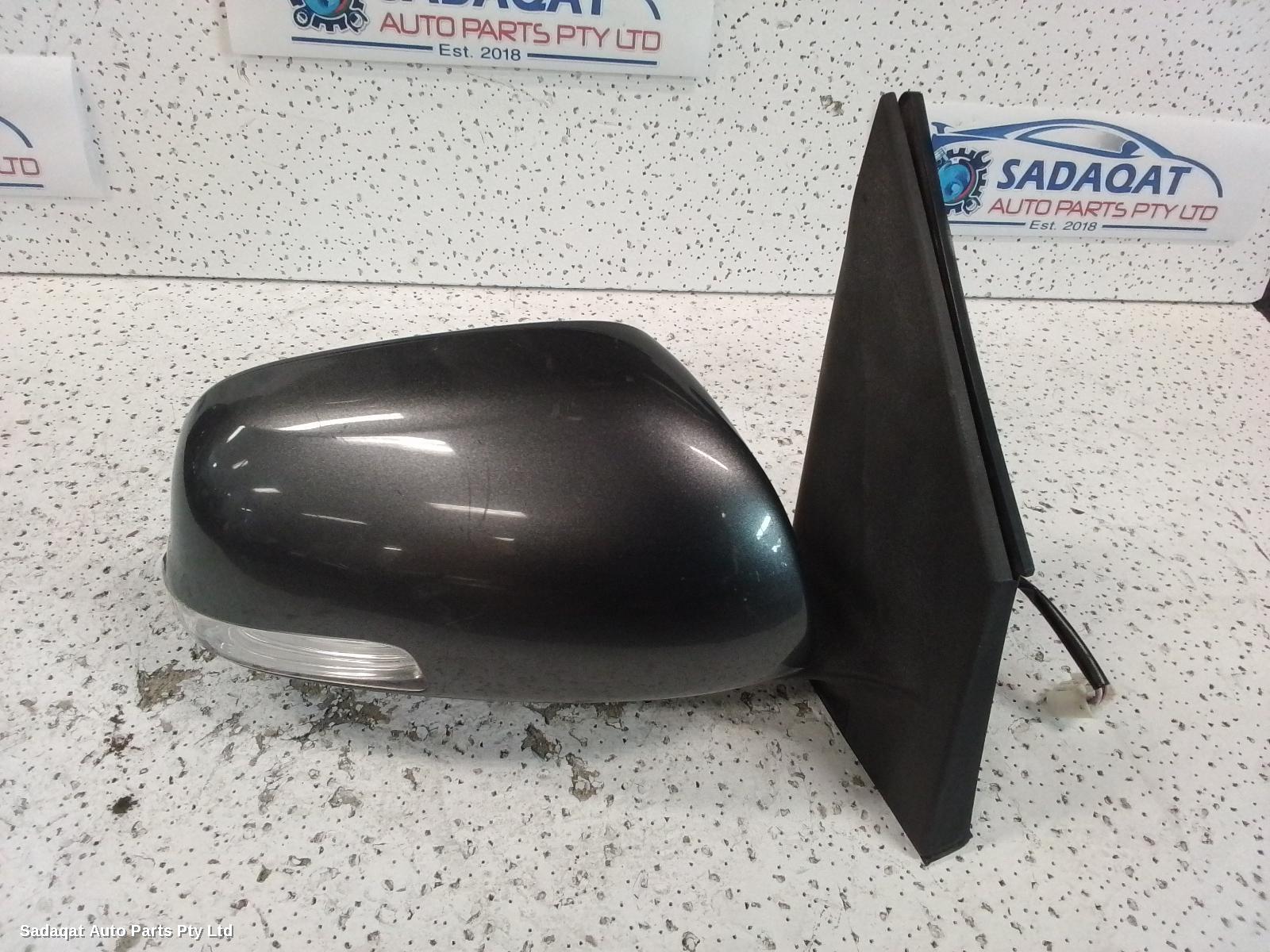 Toyota Rav4 Right Door Mirror