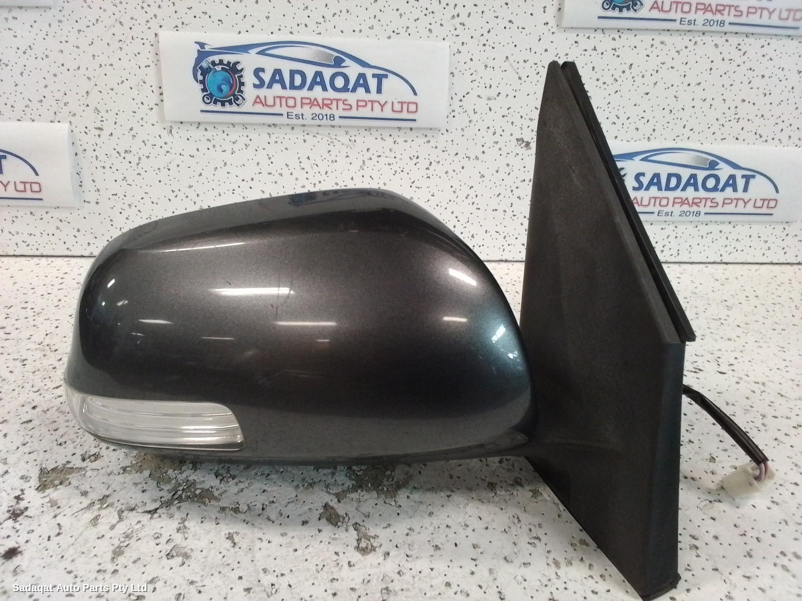 Toyota Rav4 Right Door Mirror