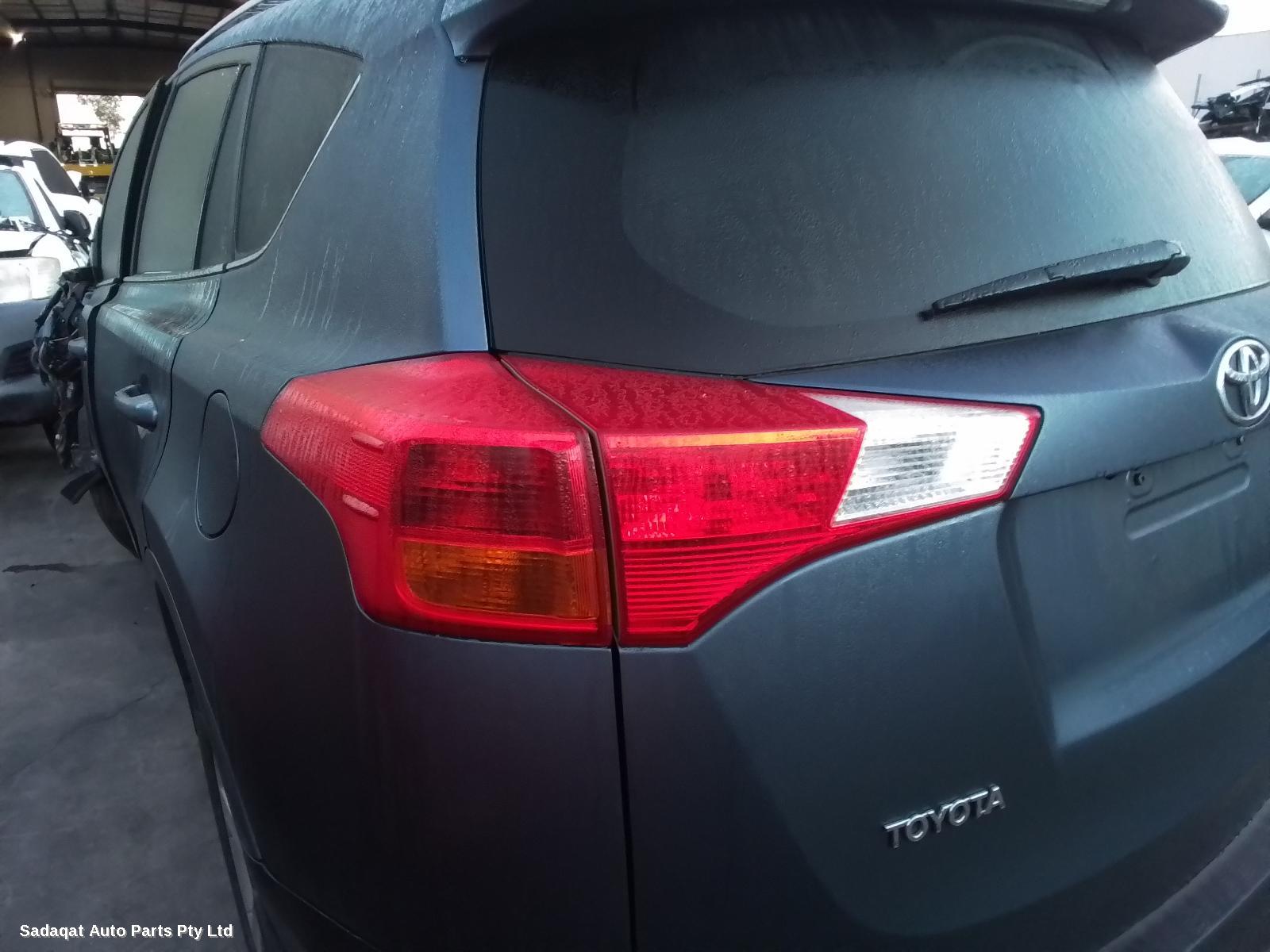 Toyota Rav4 Bonnet Lock/support