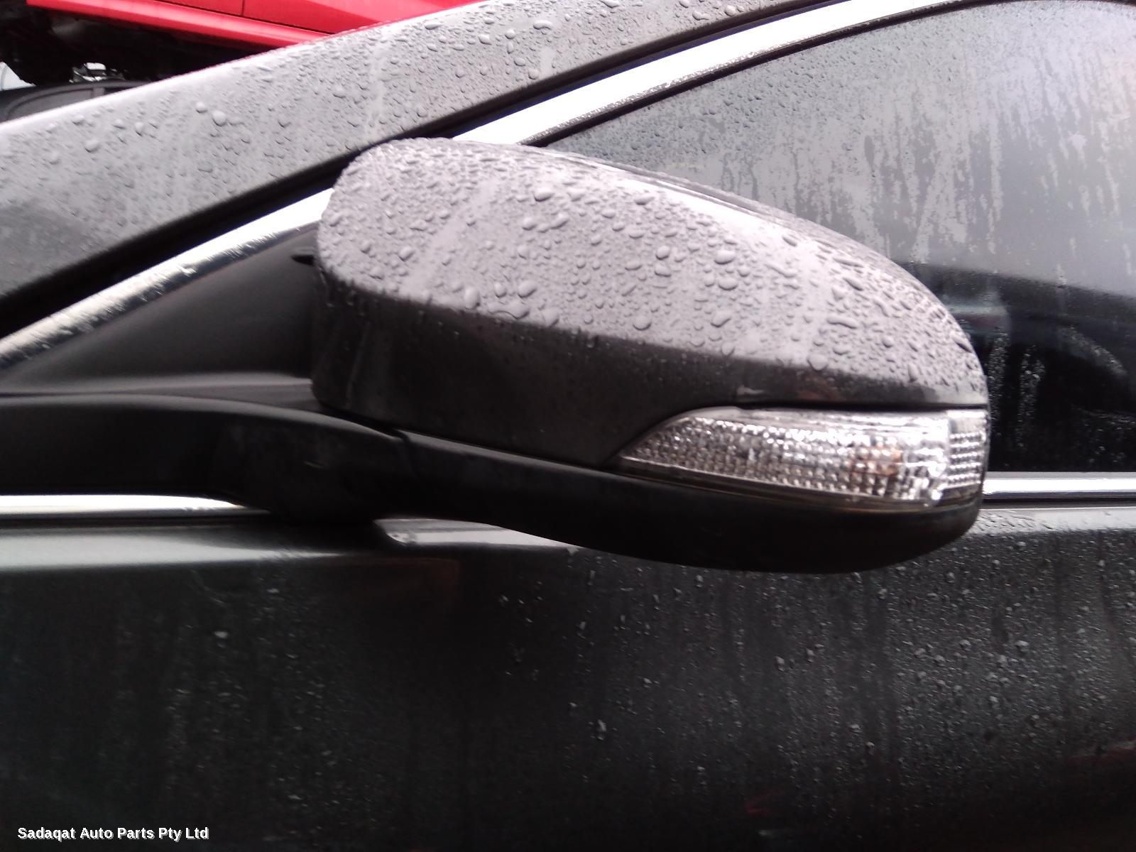 Toyota Camry Left Taillight