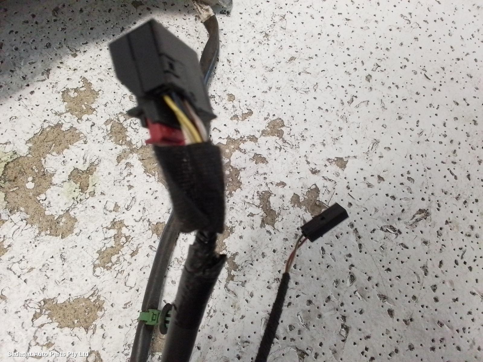 Volkswagen Golf Left Door Mirror