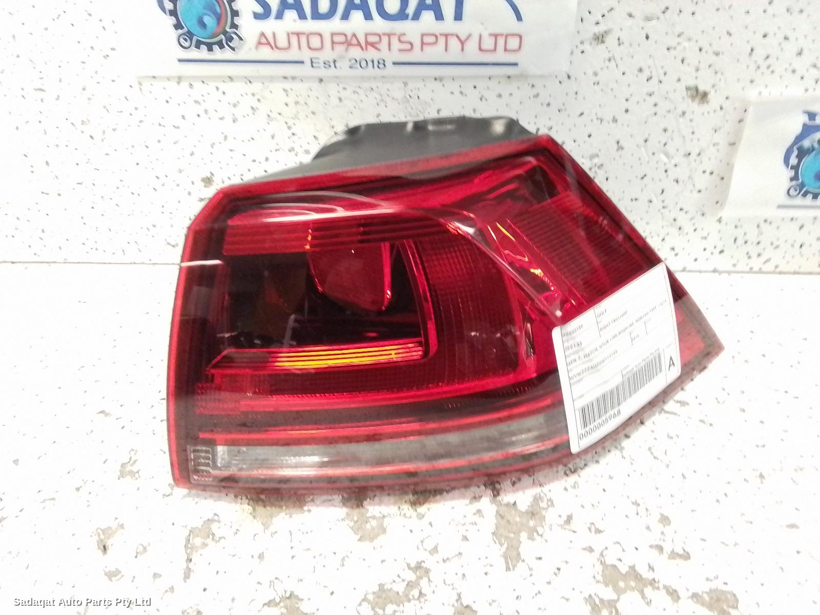 Volkswagen Golf Right Taillight