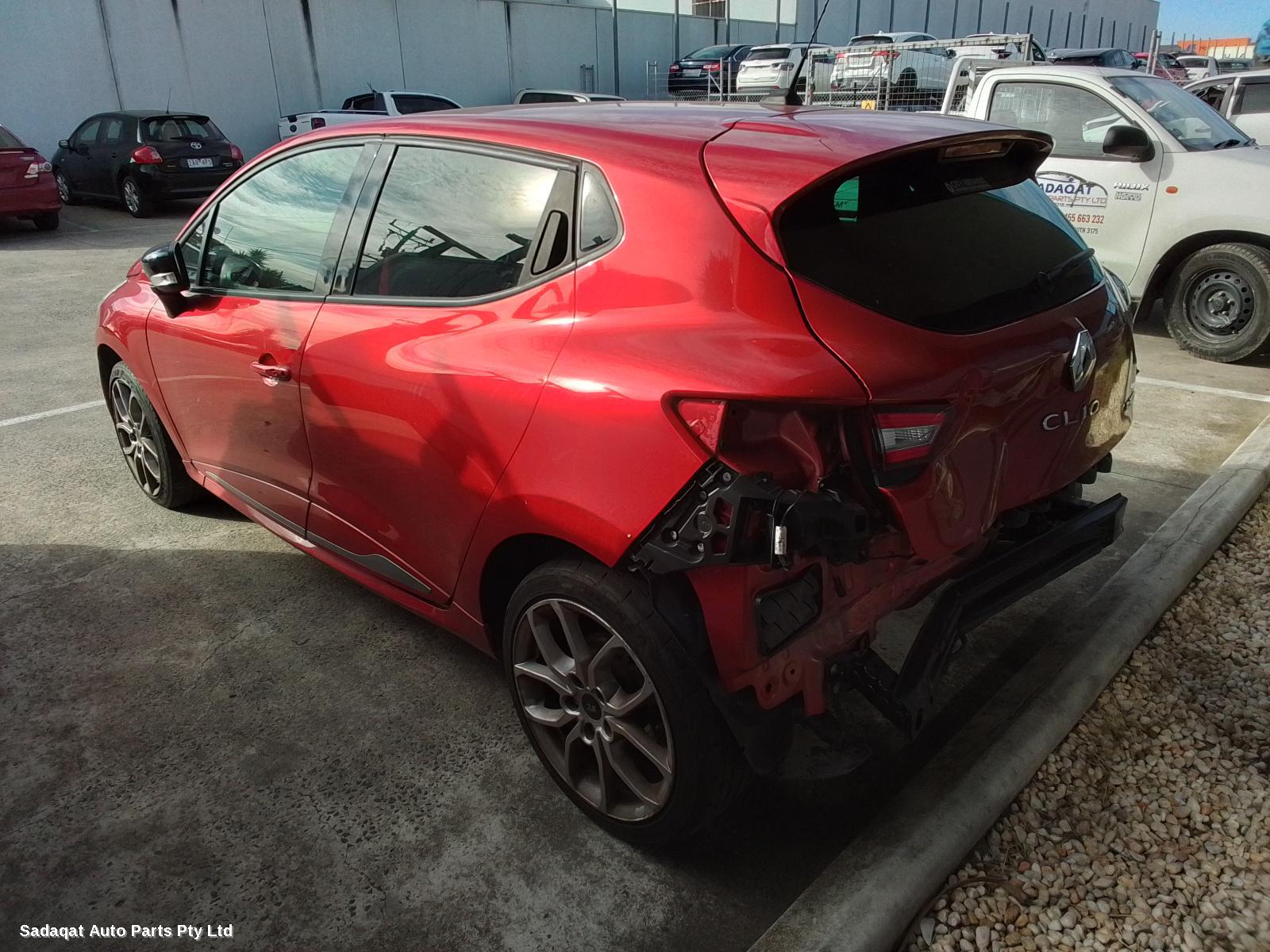 Renault Clio Left Rear Hub Assembly