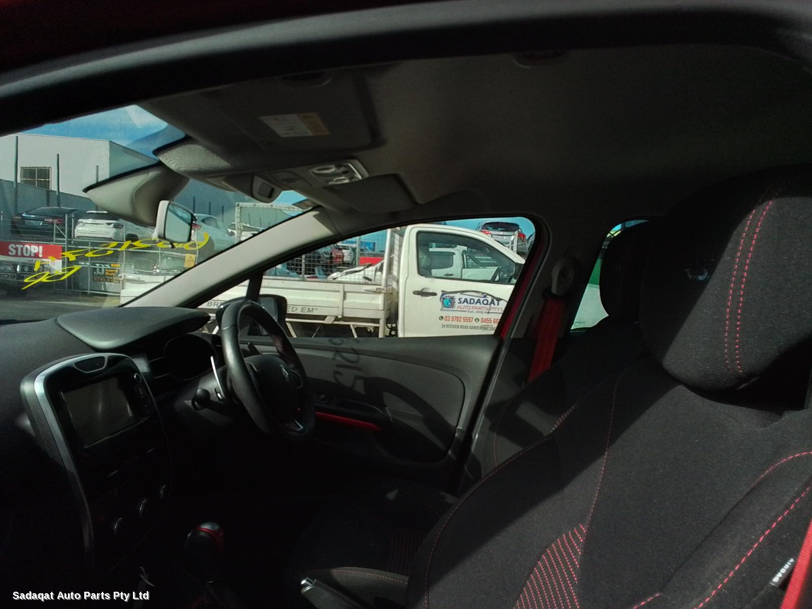 Renault Clio Left Rear Hub Assembly