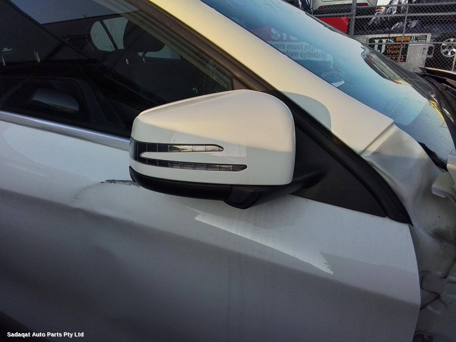 Mercedes Gla Class Left Rear Wnd Reg/motor