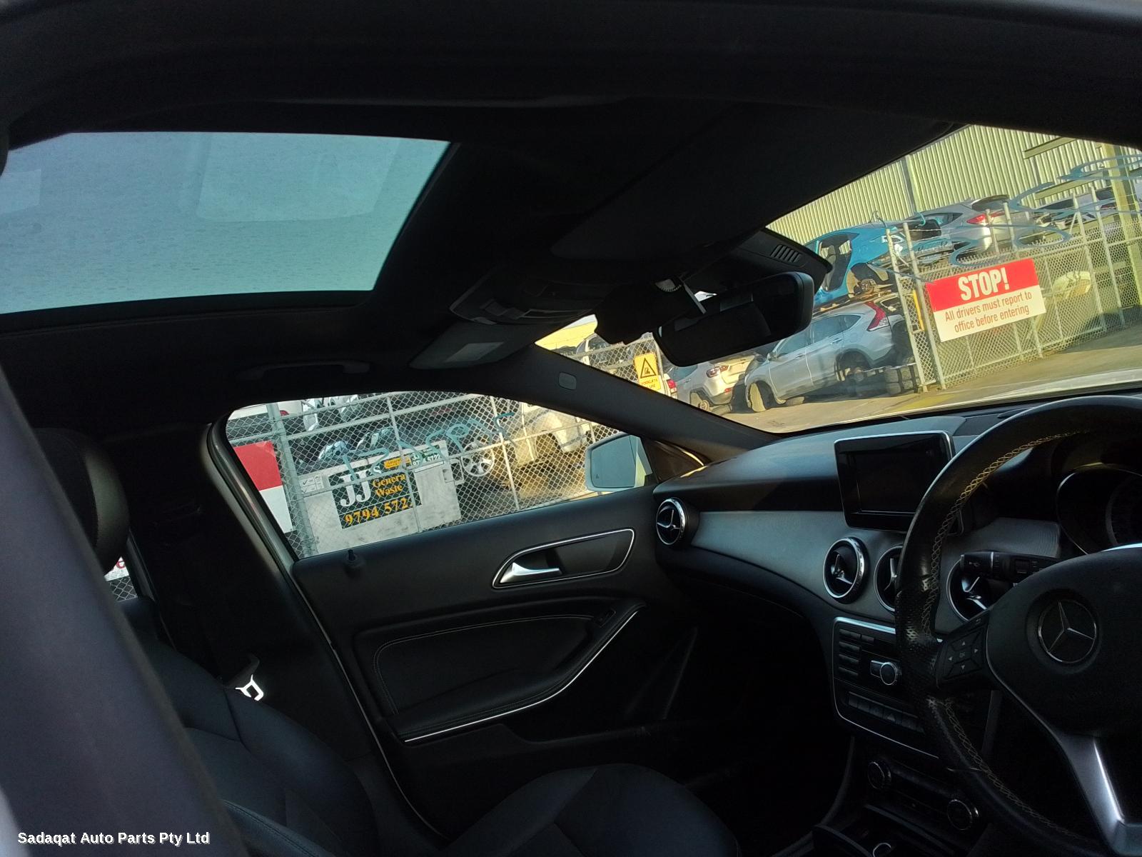 Mercedes Gla Class Left Rear Wnd Reg/motor