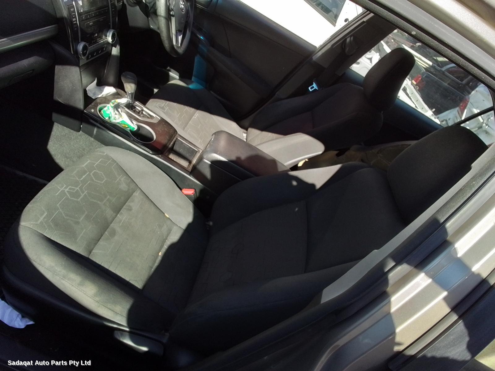 Toyota Camry Right Door Mirror