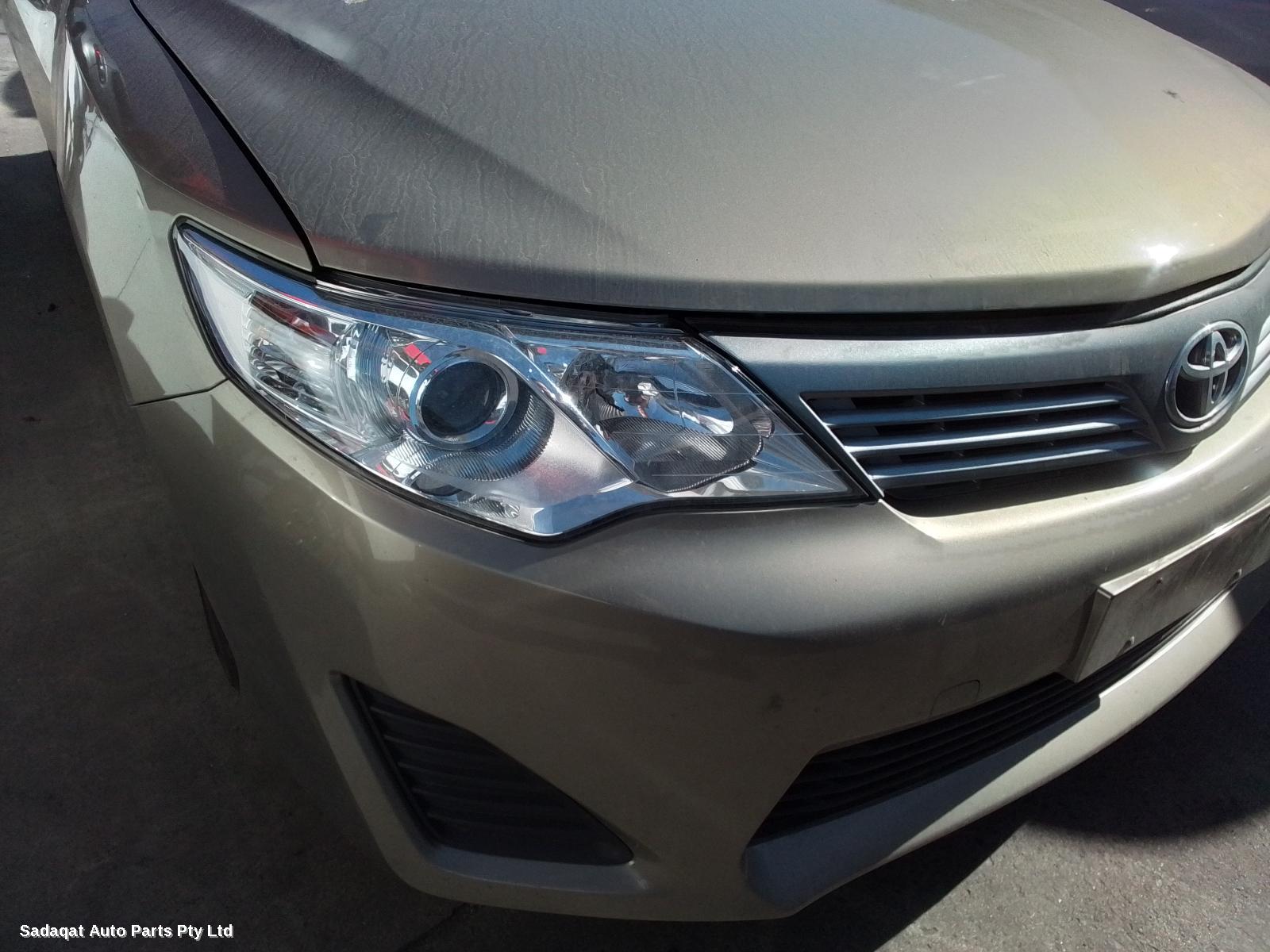 Toyota Camry Right Door Mirror