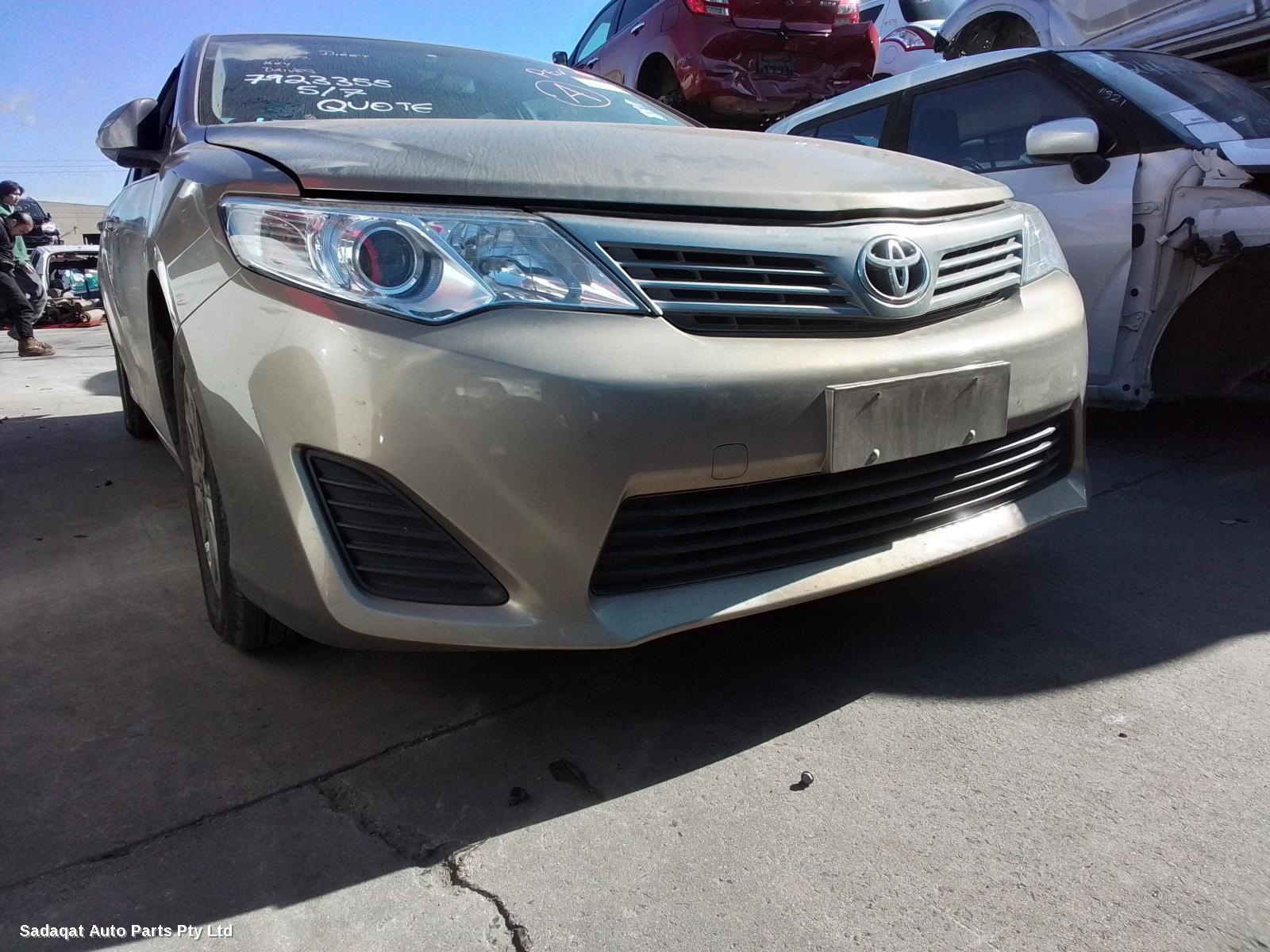 Toyota Camry Right Door Mirror