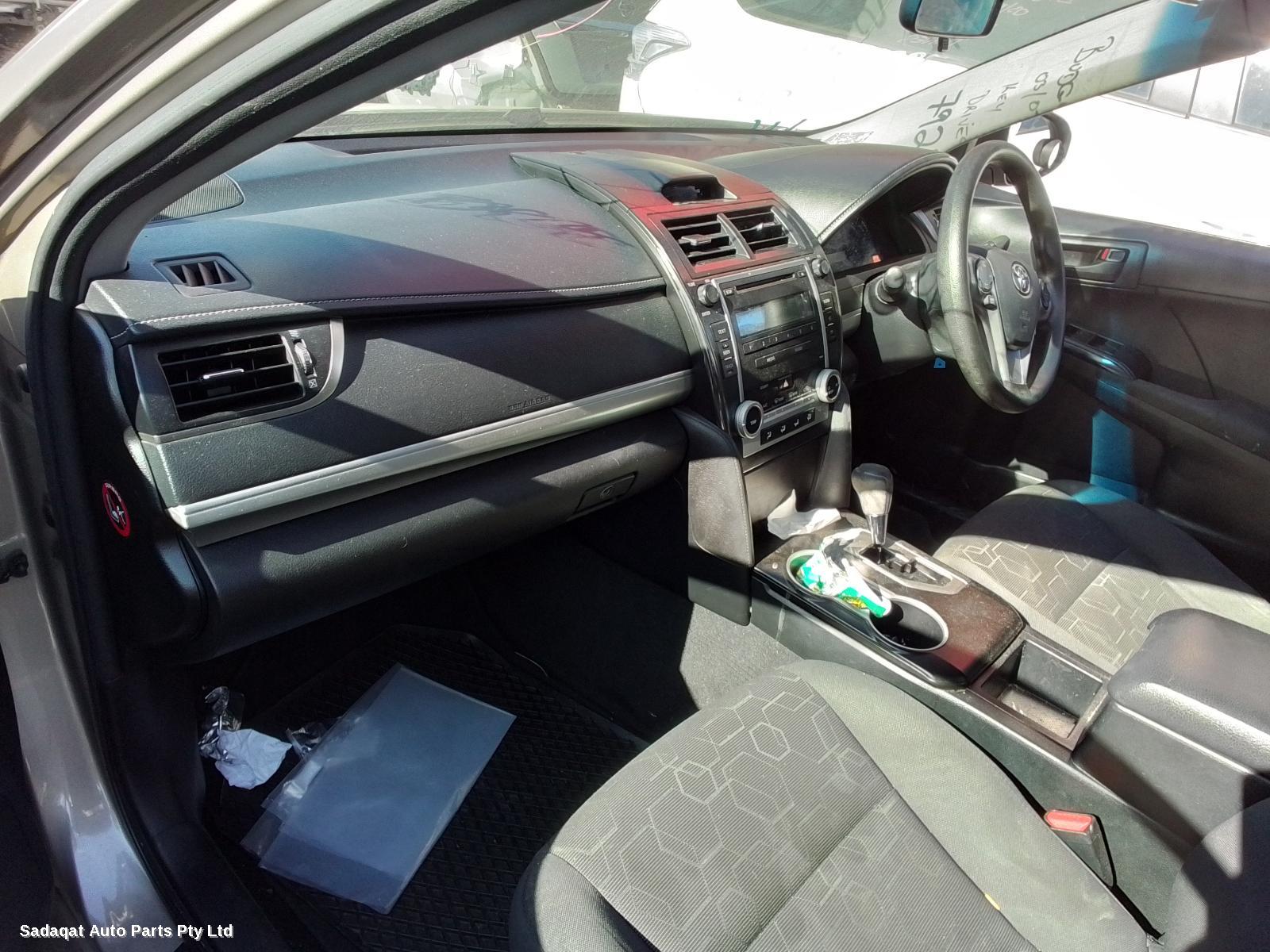 Toyota Camry Right Door Mirror