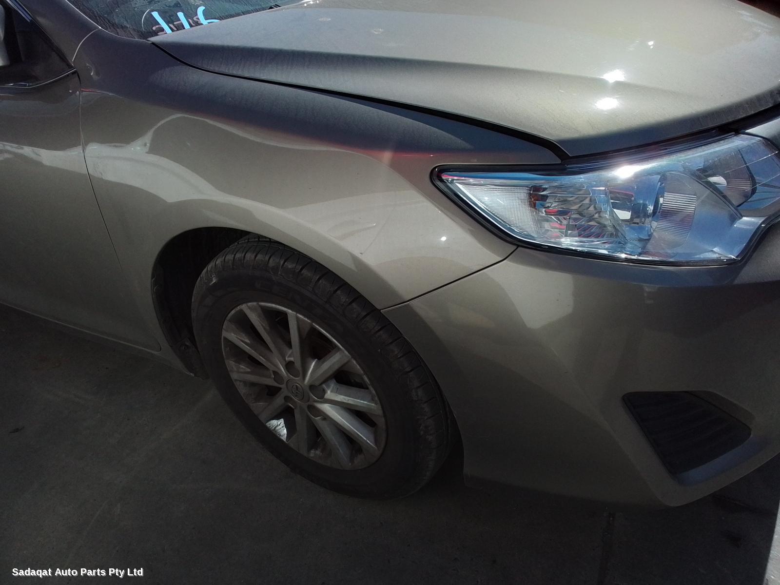 Toyota Camry Right Door Mirror