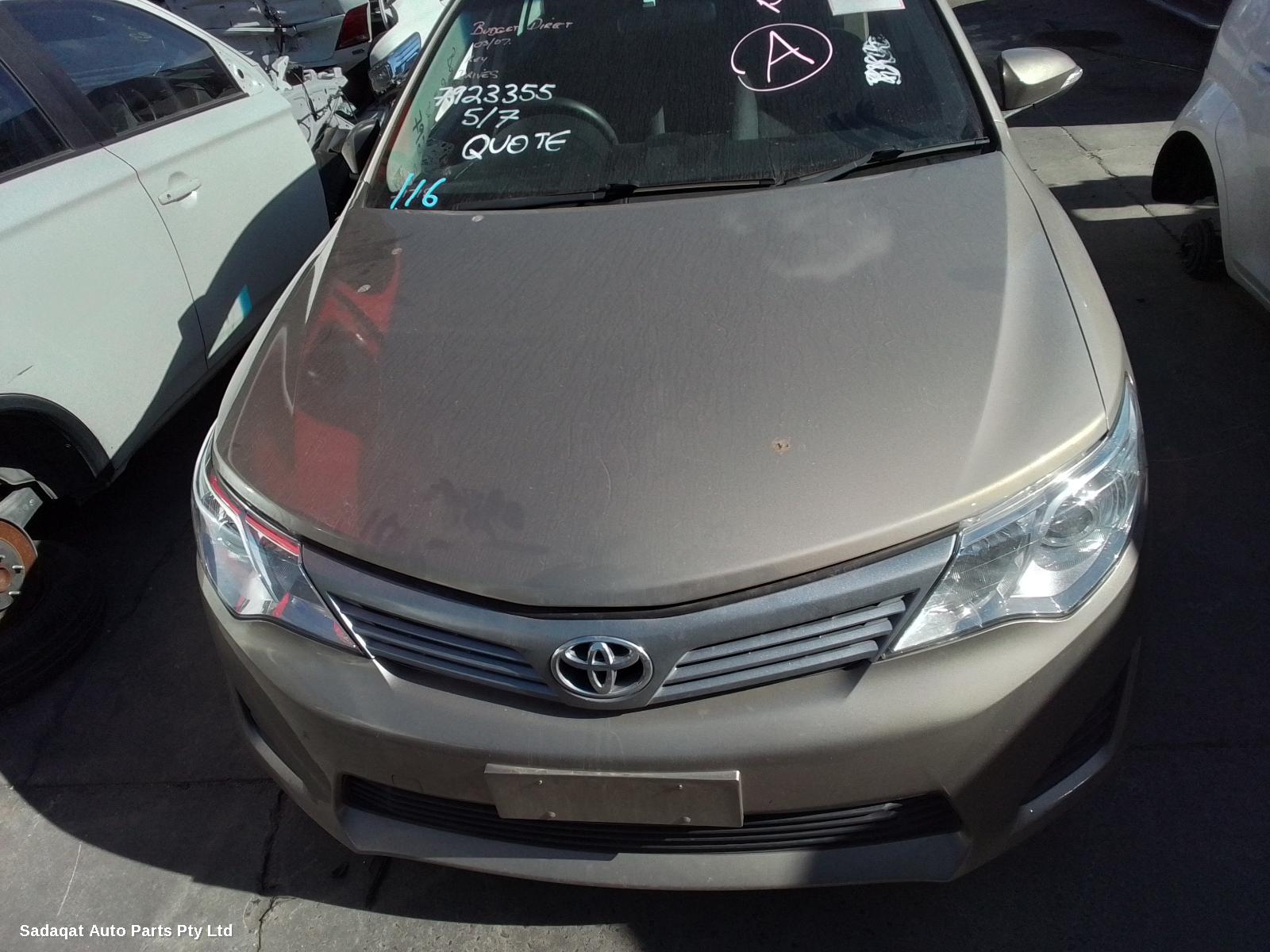 Toyota Camry Right Door Mirror