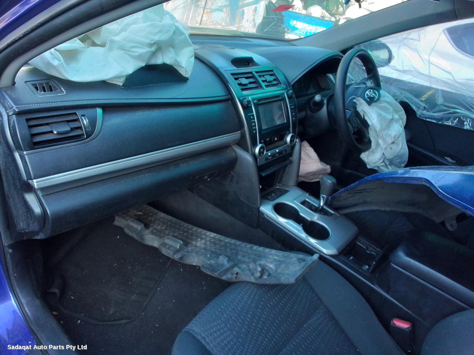 Toyota Camry Right Door Mirror