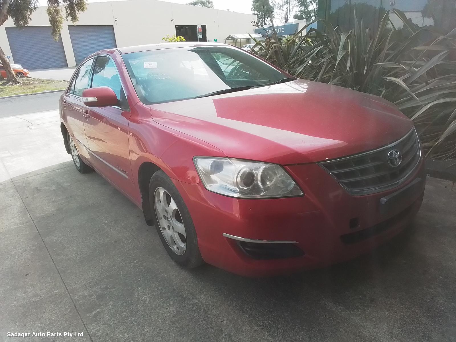 Toyota Aurion Left Taillight