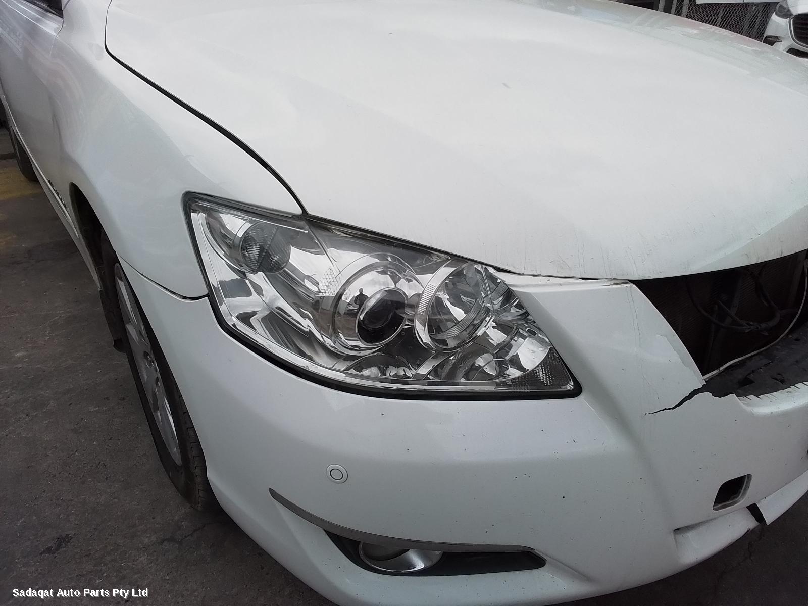 Toyota Aurion Right Guard