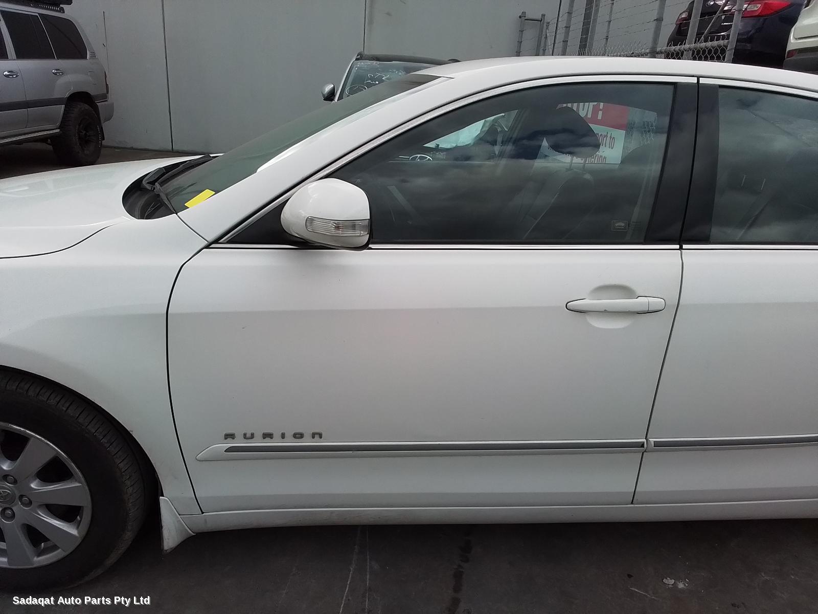 Toyota Aurion Right Guard