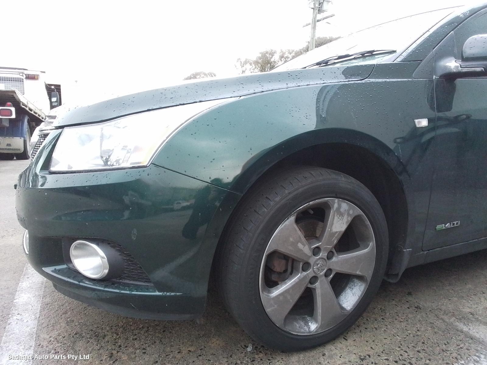 Holden Cruze Left Guard