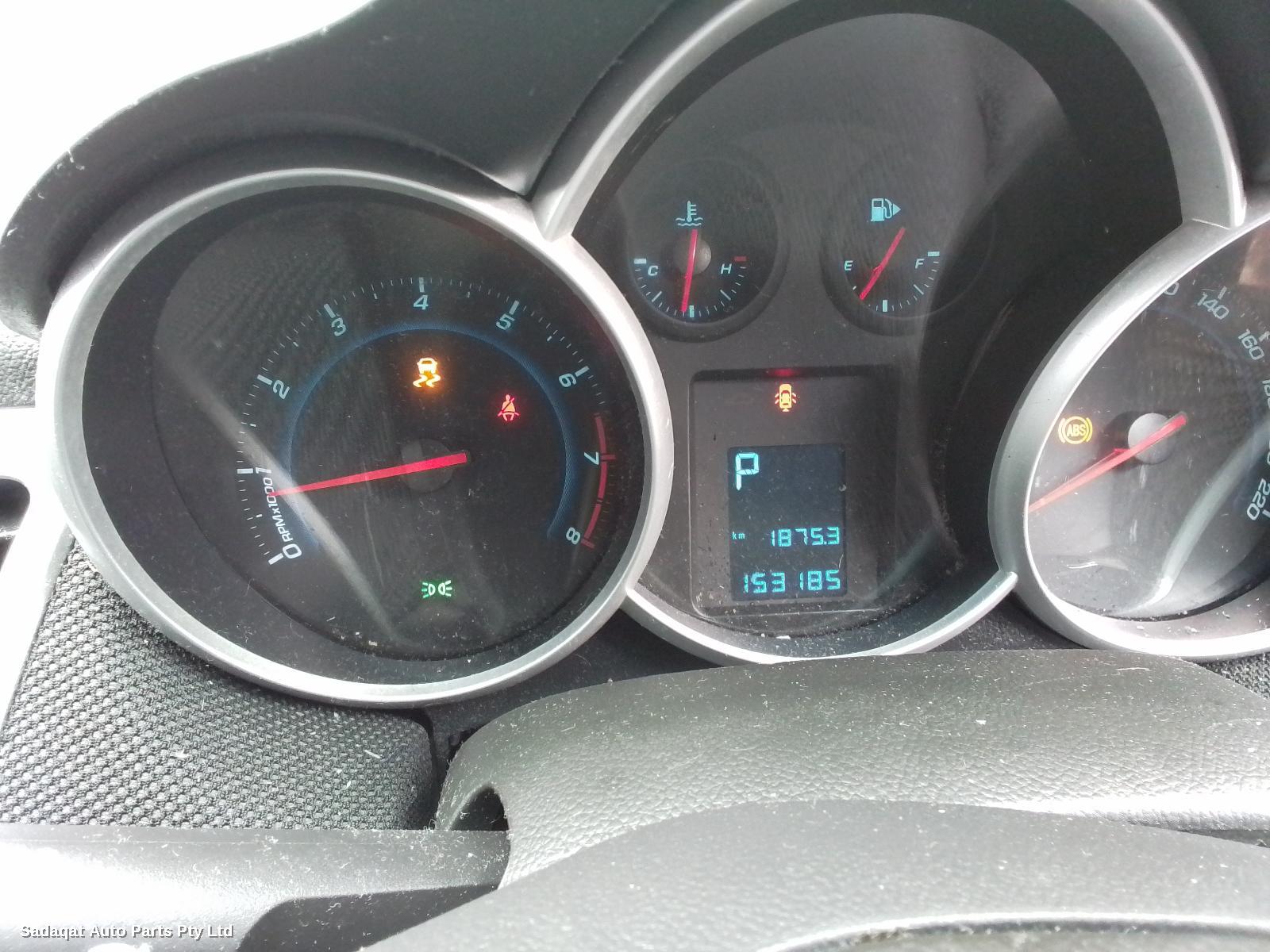 Holden Cruze Left Guard