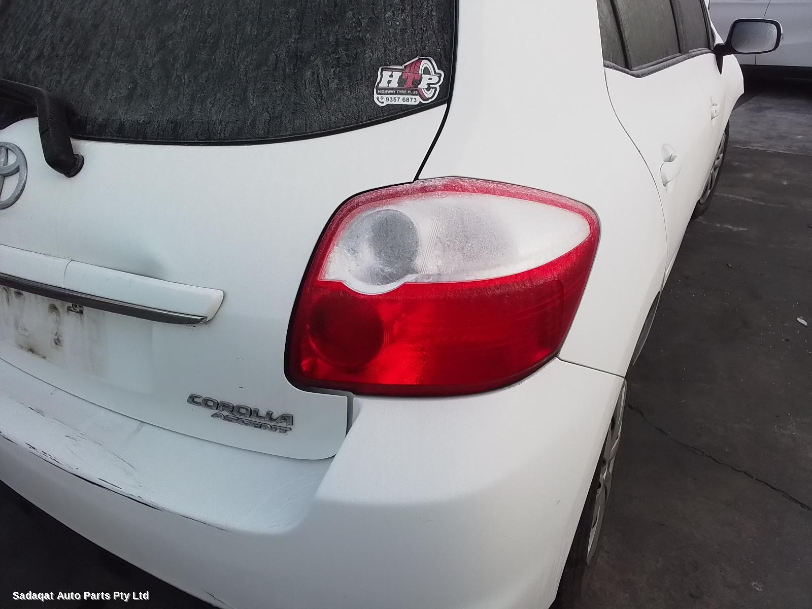 Toyota Corolla Right_rear_door_sliding