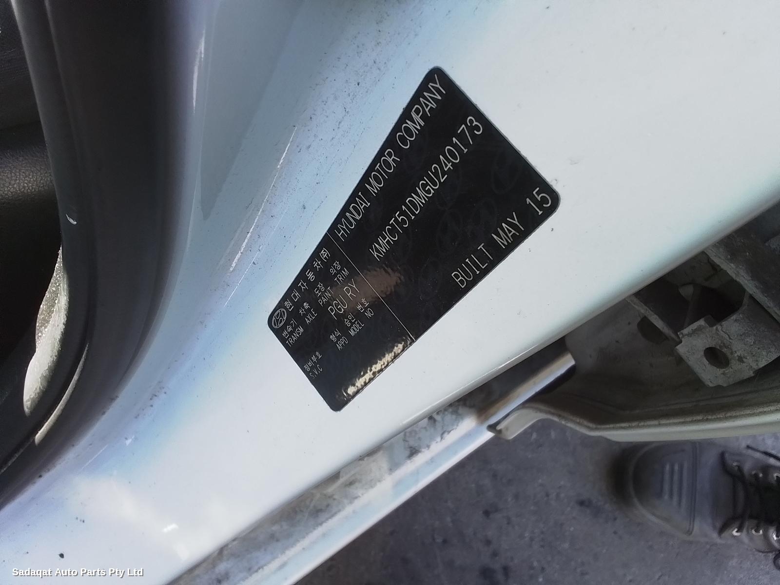 Hyundai Accent Bootlid/tailgate